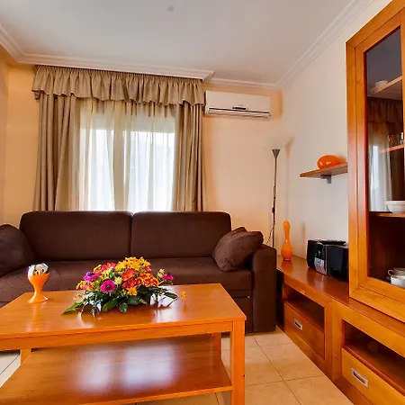Ona Jardines Paraisol Aparthotel 2*